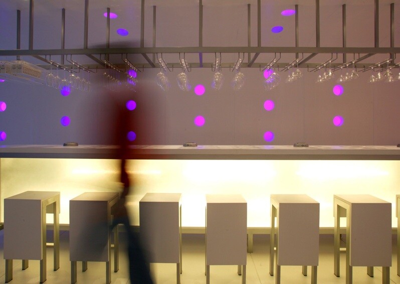 El Tubo Bar - abstract interior design by Assadi and Pulido (6)