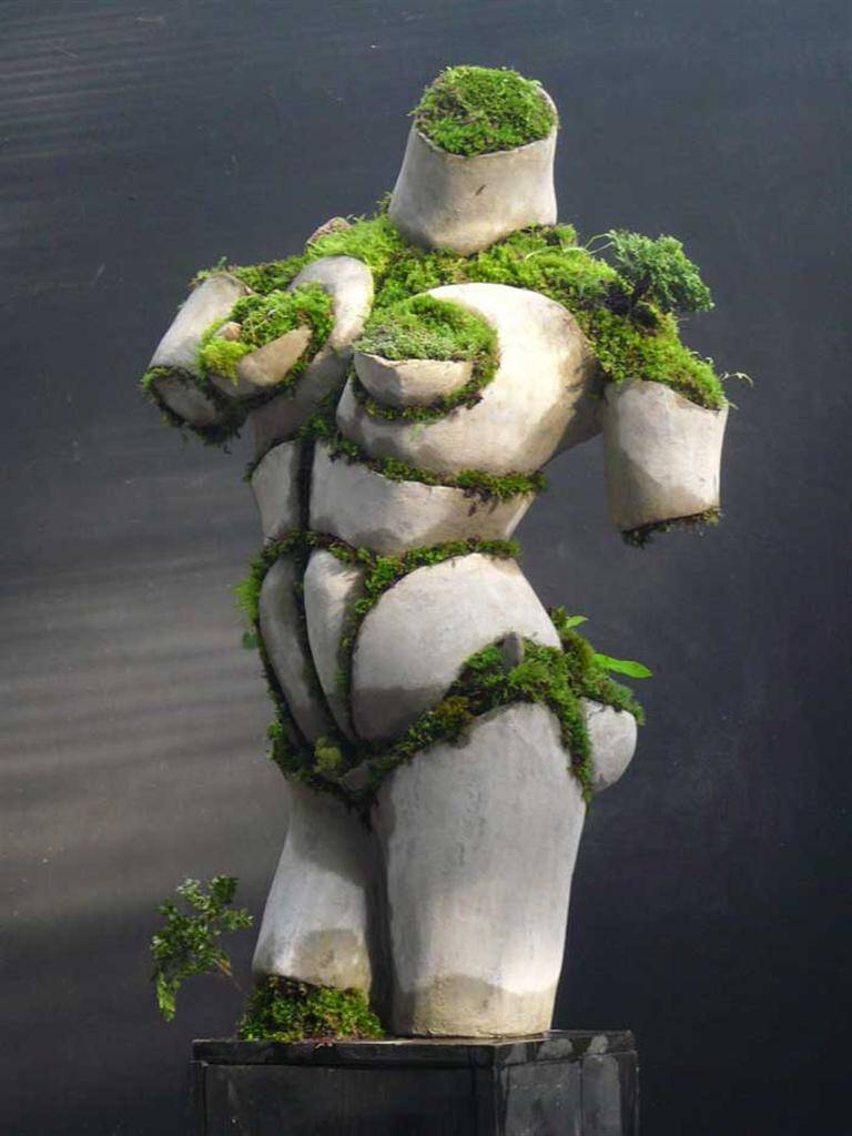 Venus - Extraordinary symbiosis between art and botany - www.homeworlddesign.com