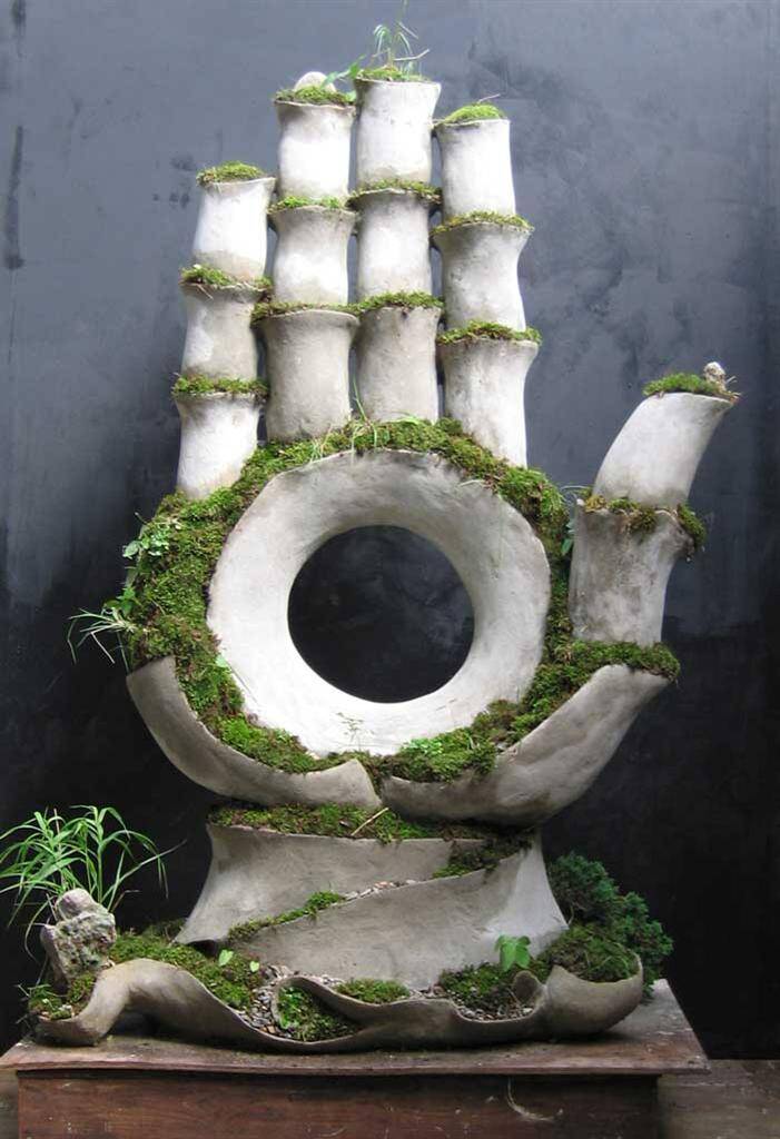 Gauntlet by Opiary - Extraordinary symbiosis between art and botany - www.homeworlddesign.com