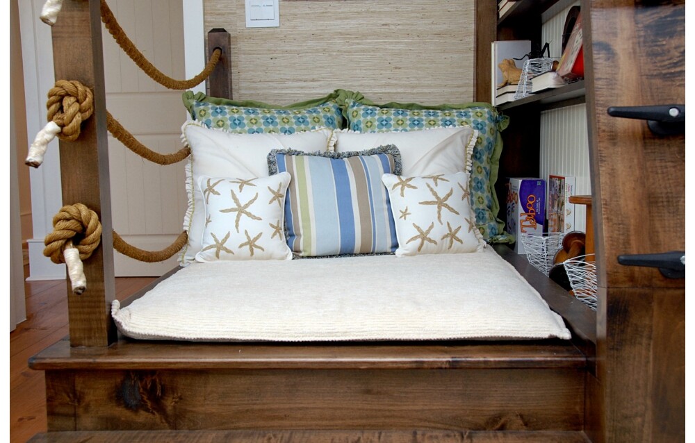 Bunk bed for kids' room by Del Mar - www.homeworlddesign. com (3)