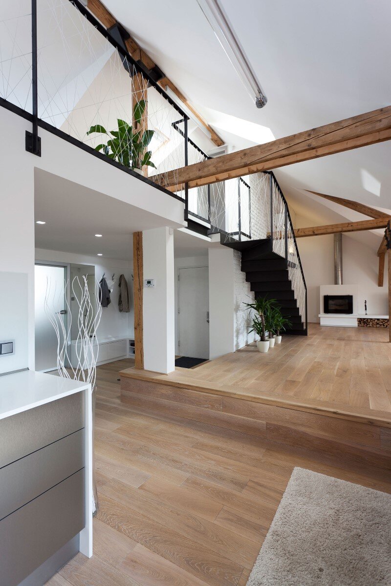 Attic loft reconstruction in a late 19th century house