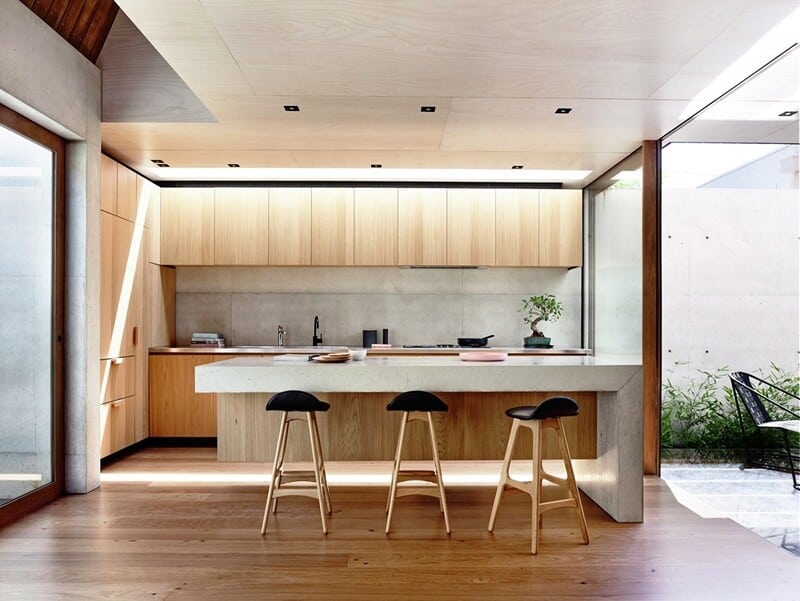 Beach Avenue House designed by Schulberg Demkiw Architects (5)