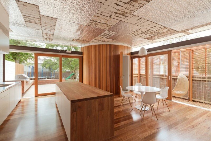 Bold conceptual approach for adding a open kitchen to a semi-detached home - Dulwich Hill Residence (16)