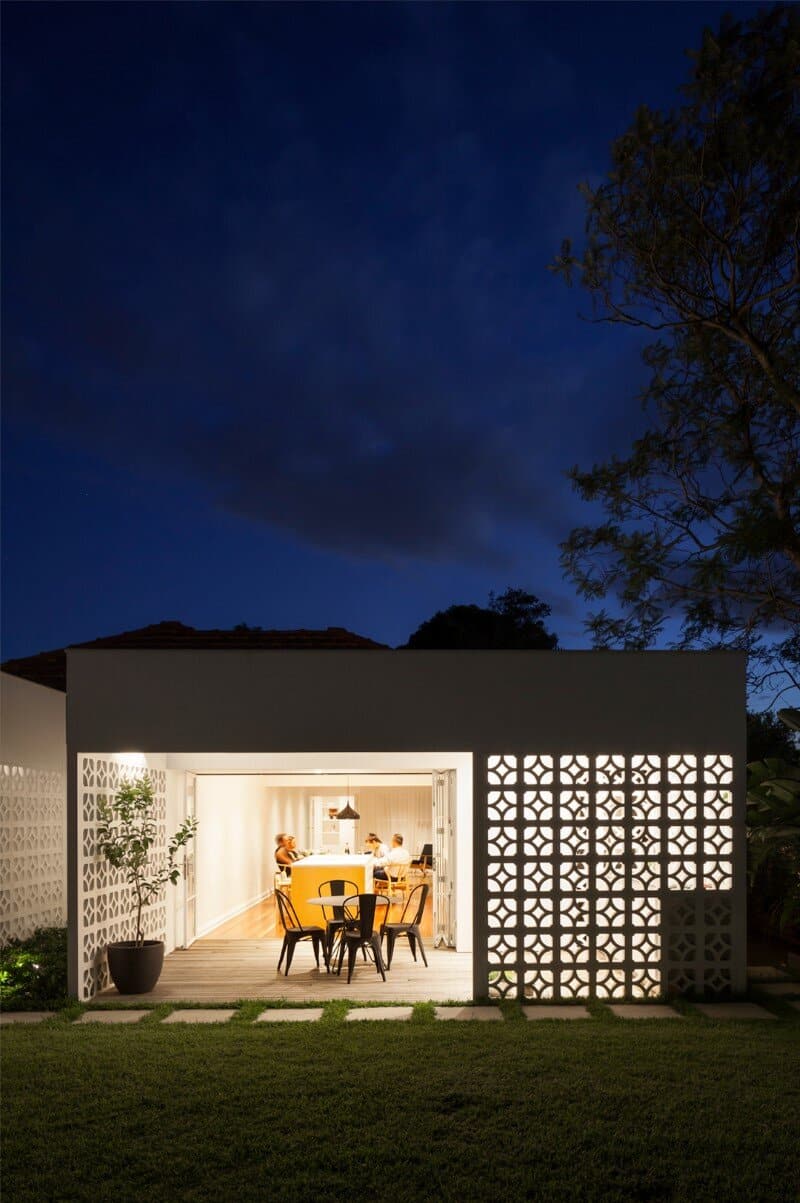 breeze block summer house
