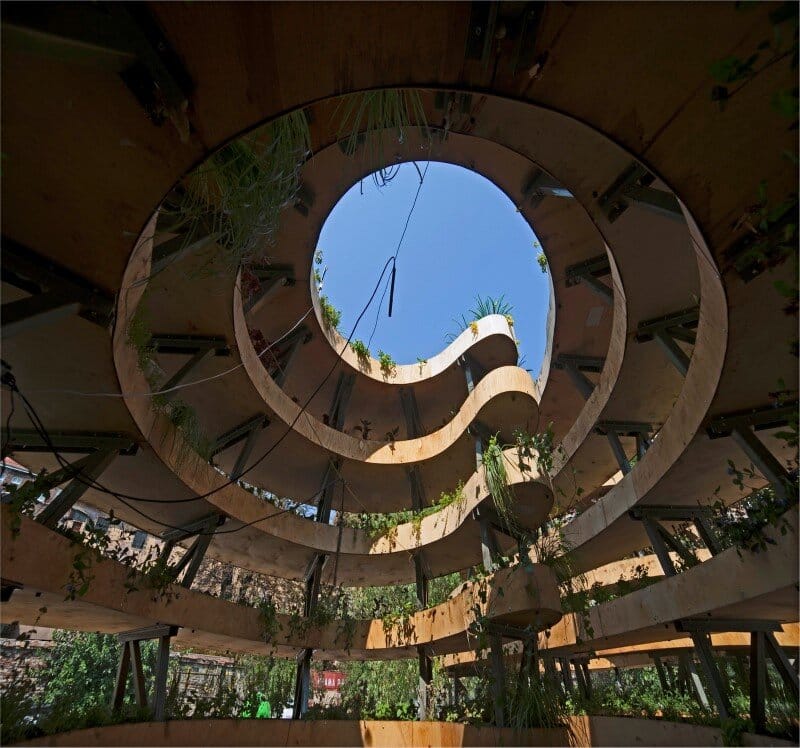 Green Sculpture That Symbolizes Infinity: The Infinite Green In Wroclaw