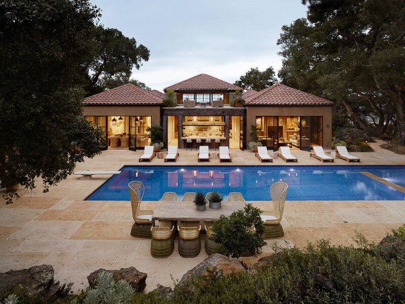Modern Country House traditional tuscan villa transformed into a modern country house Modern Country House traditional tuscan villa transformed into a modern country house