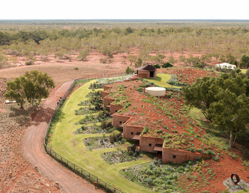 Twelve Earth Covered Residences by Luigi Rosselli Architects (6)
