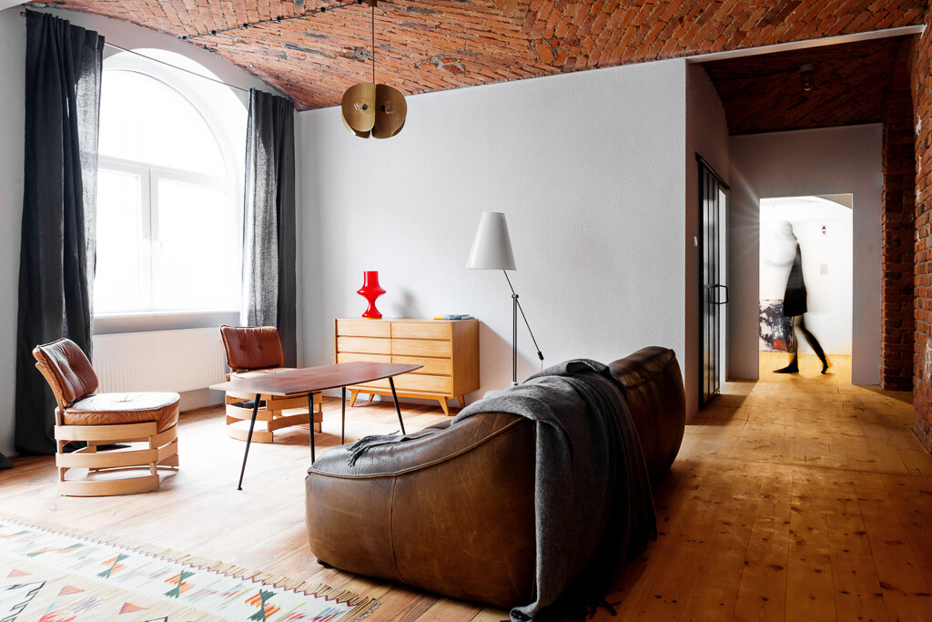 Charismatic Loft Apartment in an Old Marmalade Factory (1)