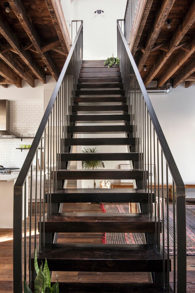 Lorimer Street Townhouse - Loft Home for a Family of Four (7)
