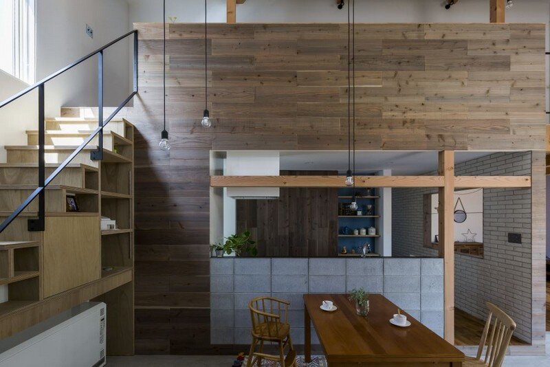 Uji House by ALTS Design Office (6)
