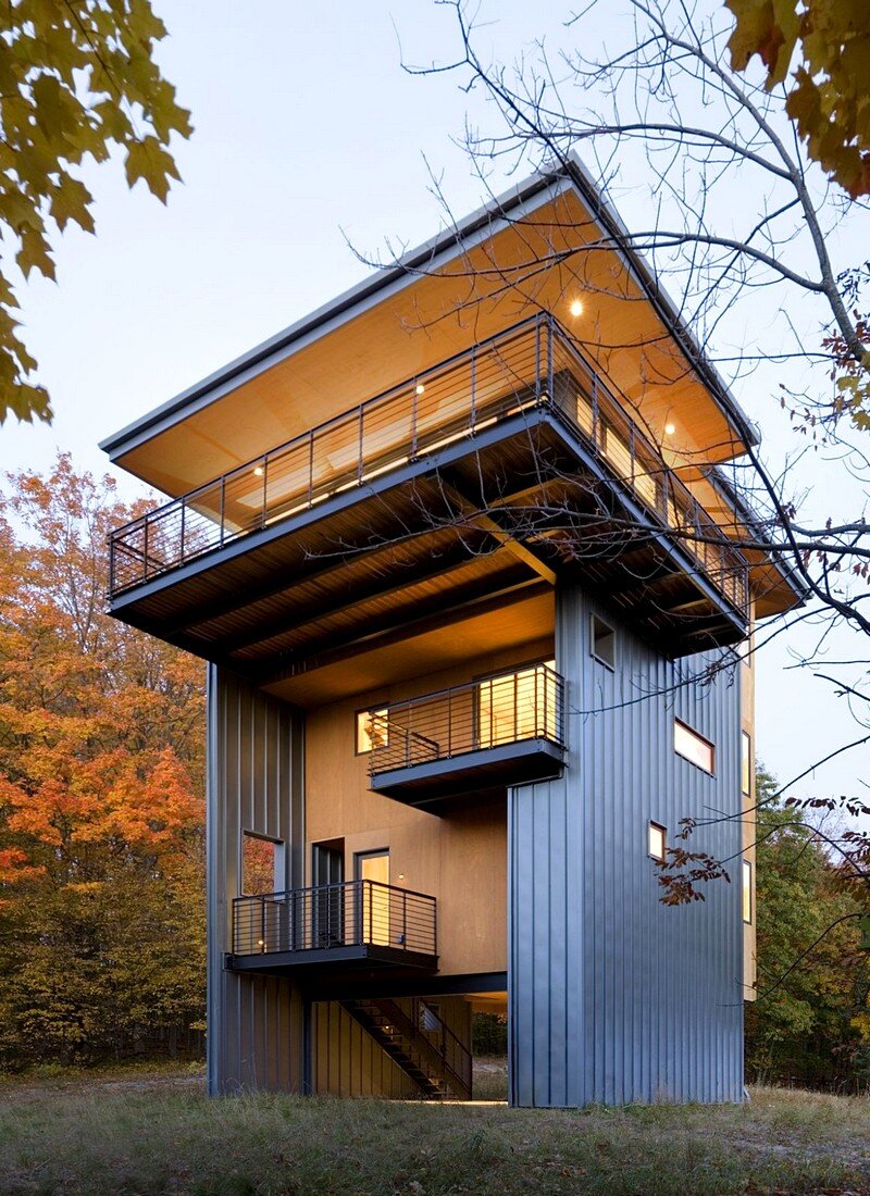 tower-house-sustainable-retreat-by-prentiss-balance-wickline-architects