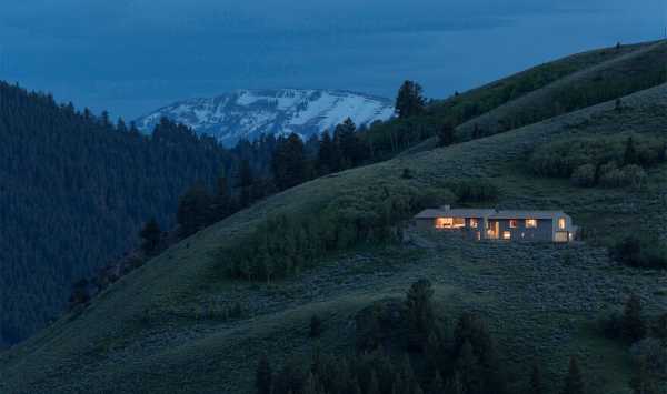 Jackson Hole in Wyoming / McLean Quilan Architects