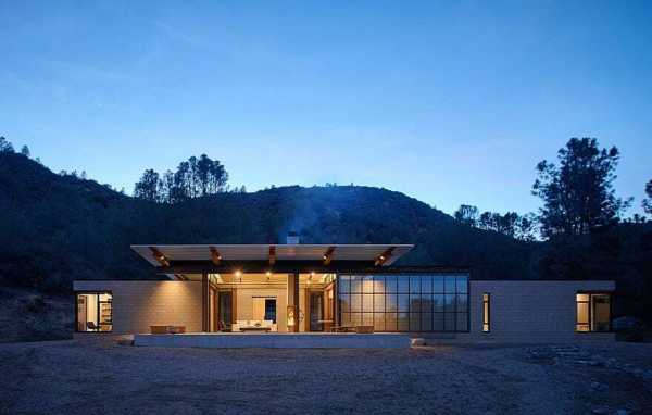 Sawmill Retreat / Olson Kundig Architects