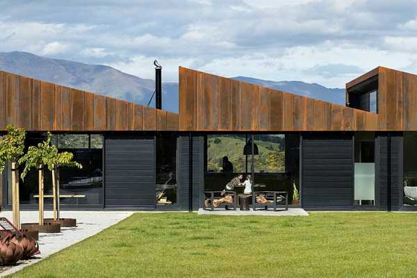 Sawtooth House / Assembly Architects