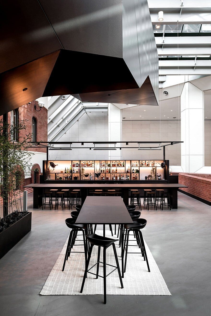 Contemporary Workplace with a Distinctive Hotel-Like Aesthetic