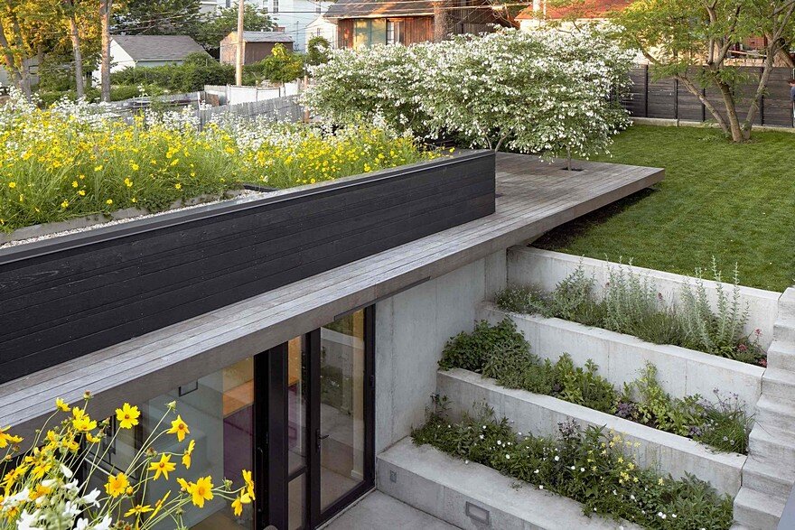 Shelton House Has A U Shaped Plan And A Sunken Entry Courtyard