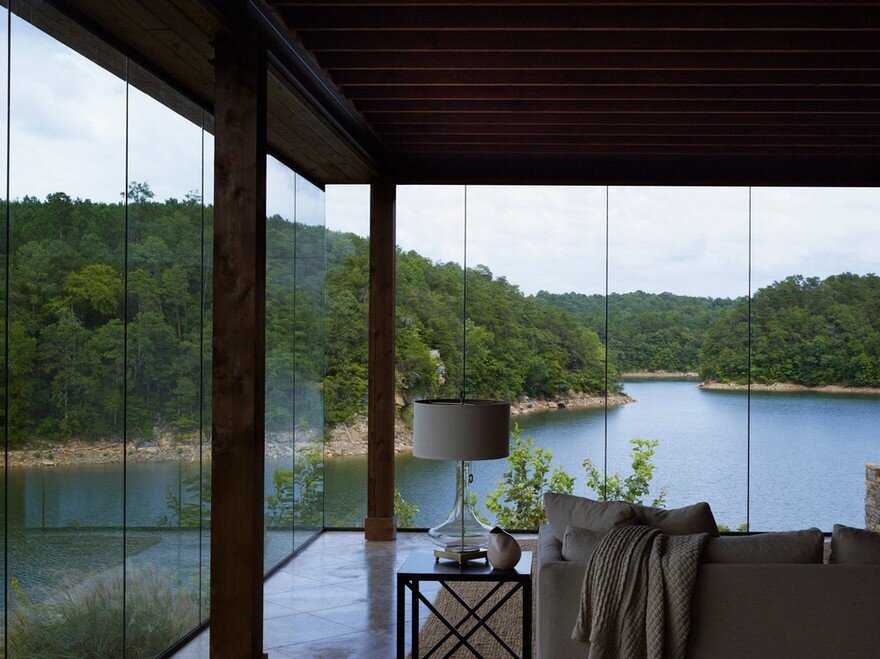 This Glass Farmhouse Offers Uninterrupted Views of Smith ...