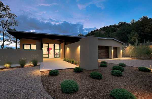 Santa Fe Contemporary Home Designed to Showcase an Art Collection