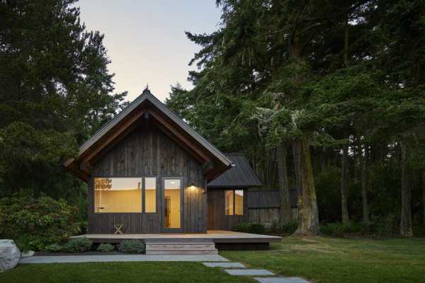 These Small Cabins Combines a Wilderness Retreat with the Comforts of Home