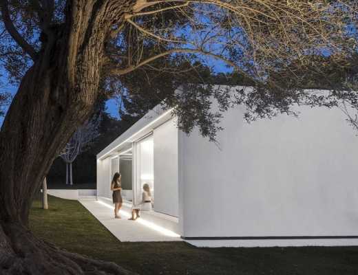 Valencia Guest Pavilion by Fran Silvestre Arquitectos