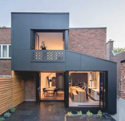 Black Box House in Montreal / Natalie Dionne Architecture
