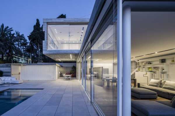 Modern Duplex House Features a Minimalist and Balanced Architecture