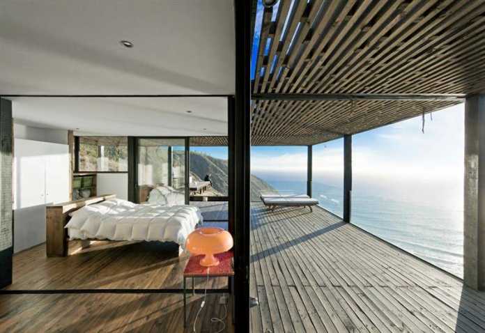 Till House by WMR Arquitectos