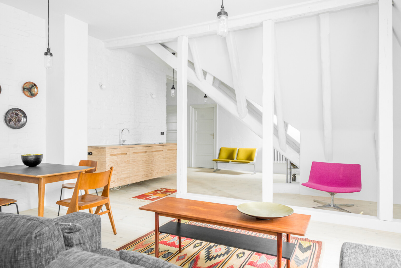 Loft Berlin - interior design by Jacek Kolasinski - HomeWorldDesign (15)