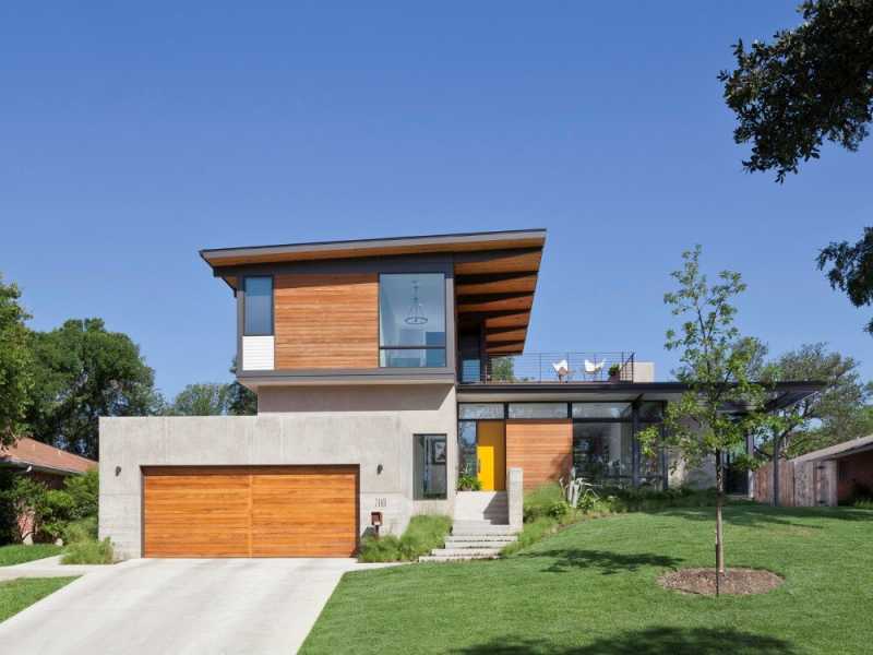 Barton Hills House: Modern Architecture And Spacious Roof Deck