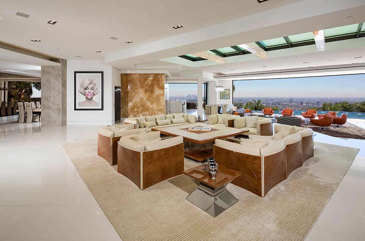 Take a tour inside the $85-million home for sale in Beverly Hills - www.homeworlddesign. com (3)