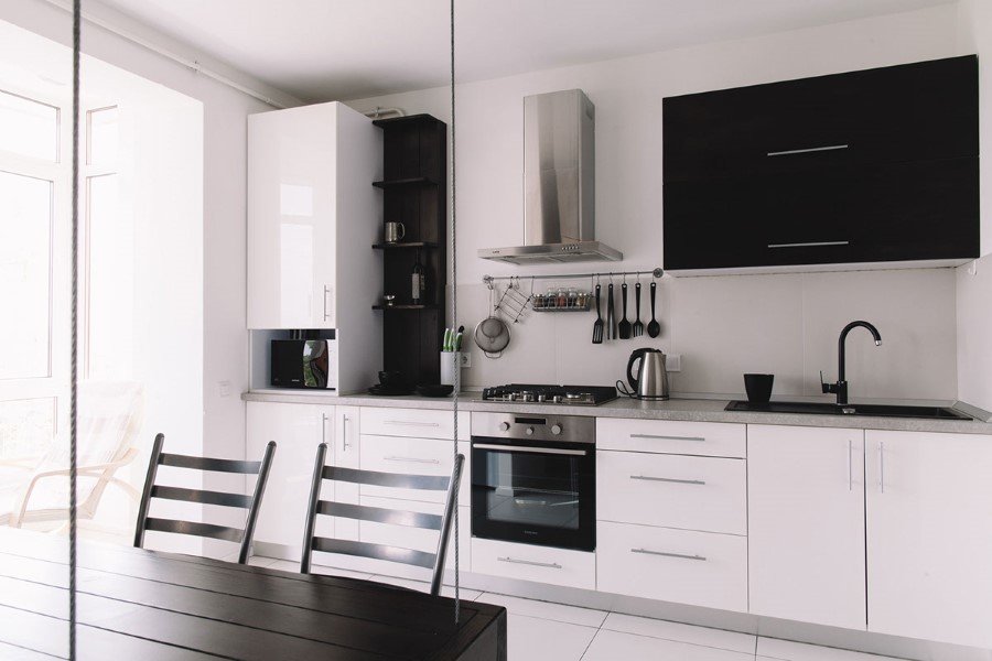 Small Apartment Designed for a Young Couple (23)