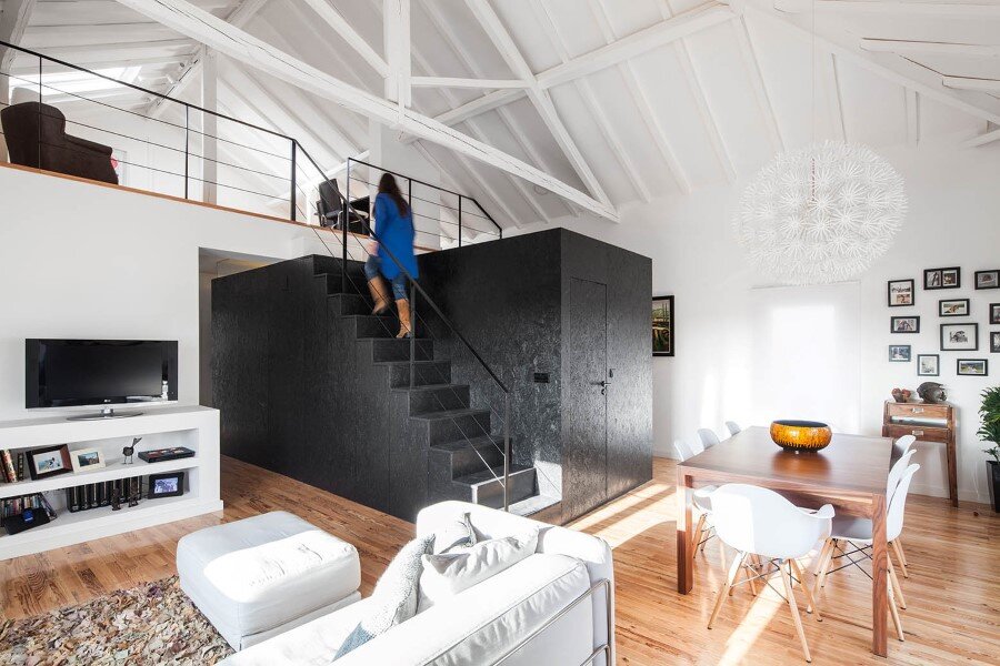 Converting a 50-Year-Old Barn in a Modern Home for a Young Family