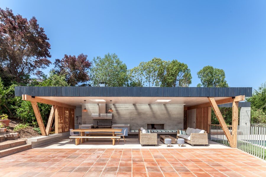 Backyard Pavilion For A Beach House Chile