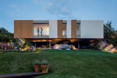 Moinho Villa is Entirely Connected to the Pool and Barbeque Patio