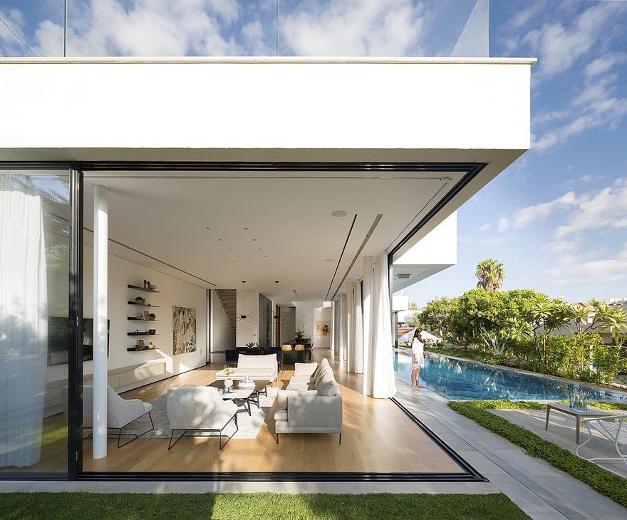 Rishon LeZion House - Shachar Rozenfeld Architects 1