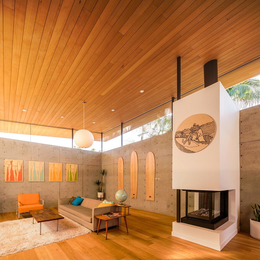 California Coastal Home with an Original and Bold Curvilinear Roof 9