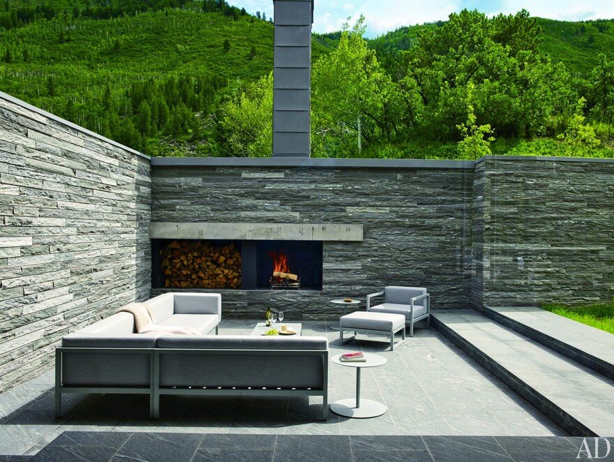 Aspen Residence with Magnificent Panoramic View Over a Nature Reserve 10