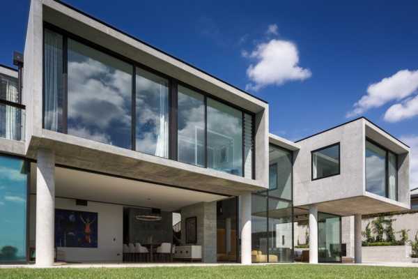 Massive Concrete Home on a Cliff Above Hobson Bay