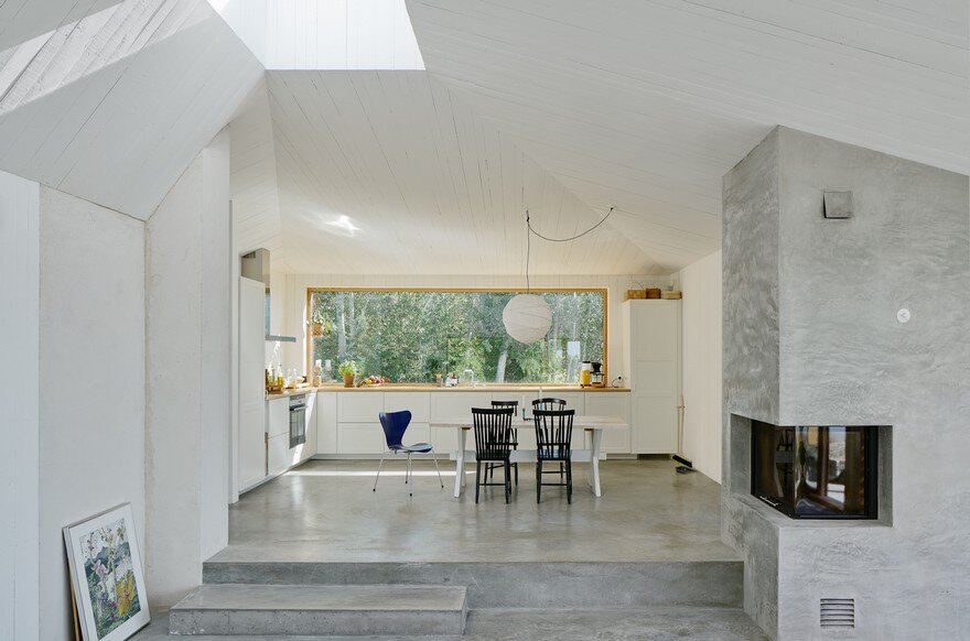 Concrete Spine House Overlooking the Stockholm Archipelago 3