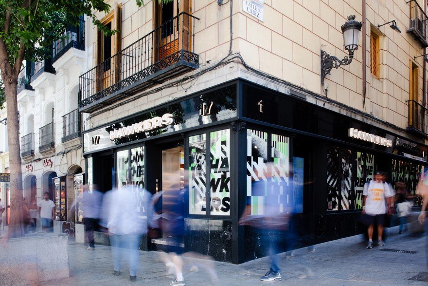 The Hawkers Revolution Lands in Madrid with its First-Ever Physical Store 13 - Hawkers Madrid Store