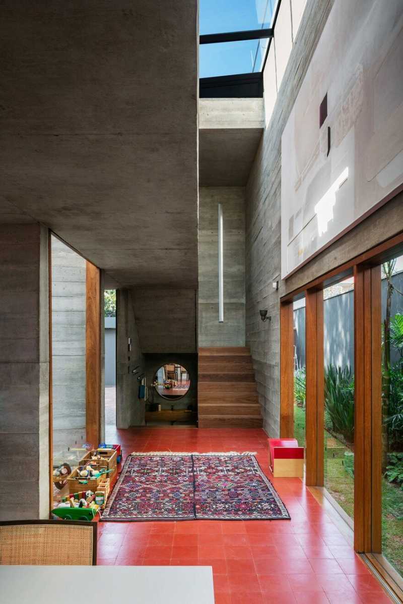 Brutalist-Inspired Concrete House in Sao Paulo by UNA Arquitetos