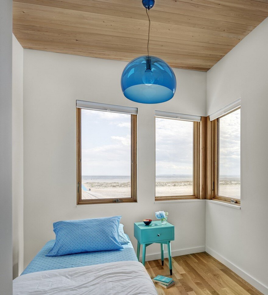 Oceanside House in Breezy Point, New York / BFDO Architects 15