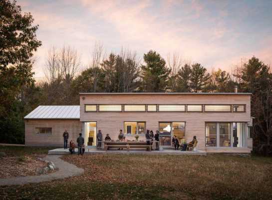 Maine Rural Modern / GO Logic Architecture