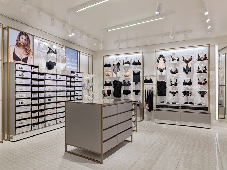 Piuarch Designs the New Yamamay Concept Store 3