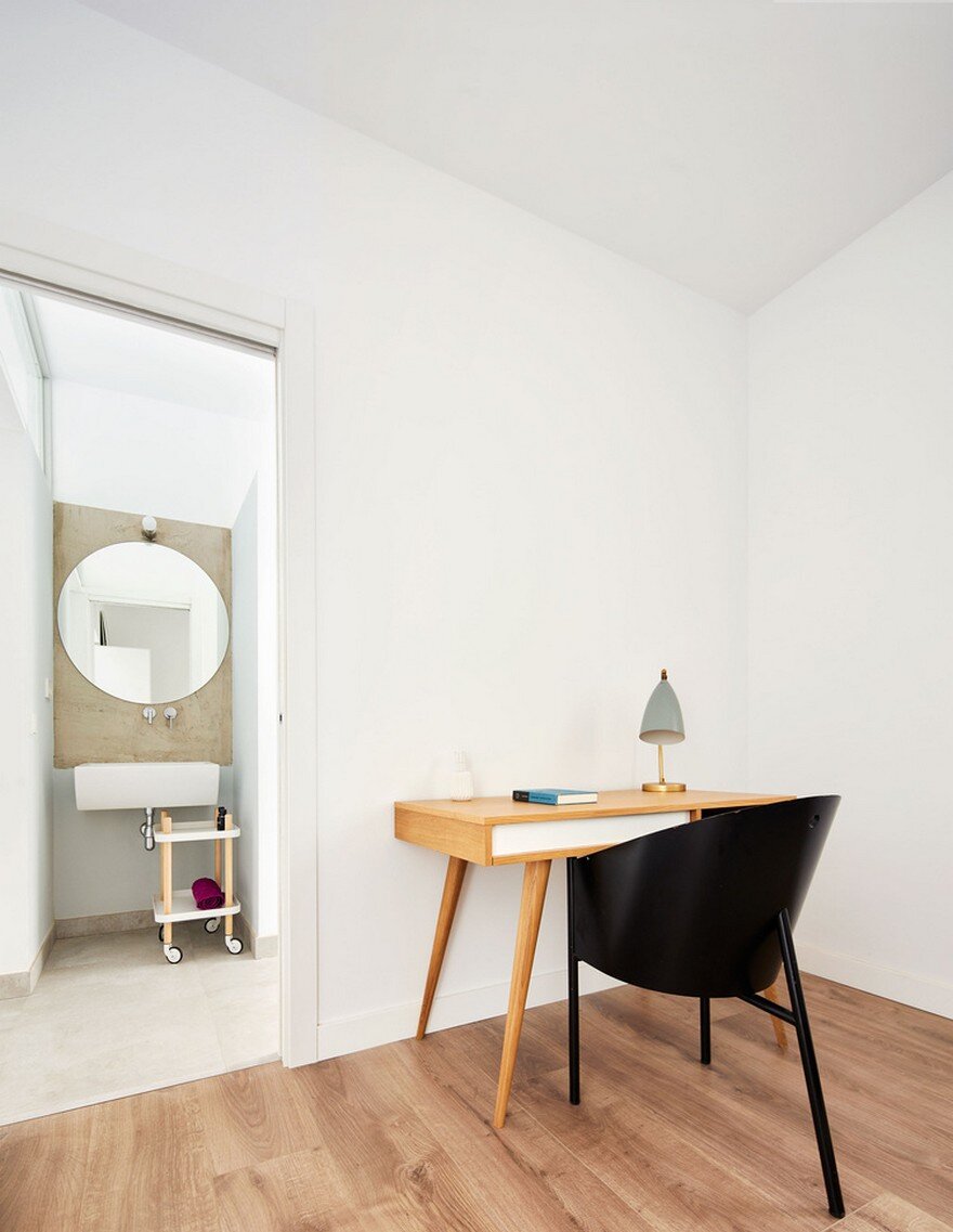 Villarroel Apartment in Barcelona, Raul Sanchez Architects 12