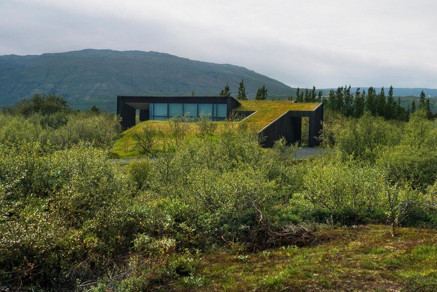 This Rural Cottage in Iceland Have Turf Roofs and Burnt Timber Cladding 2