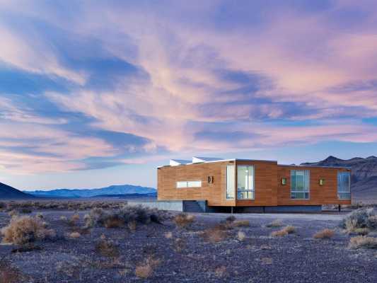 Rondolino Residence in Nevada Desert by Nottoscale