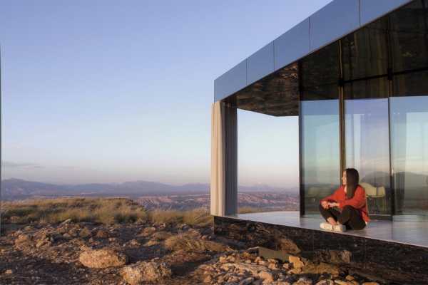 Small Glass Cabin in Gorafe Desert, Spain by OFIS Architects