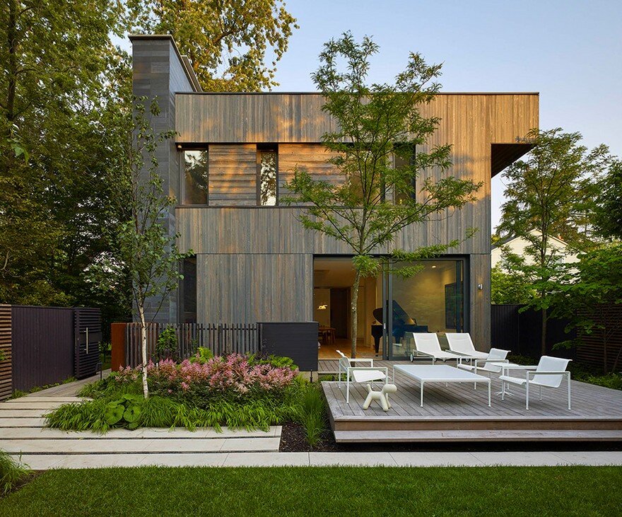 Charred Wood–Clad House in the Toronto Suburbs by Superkül