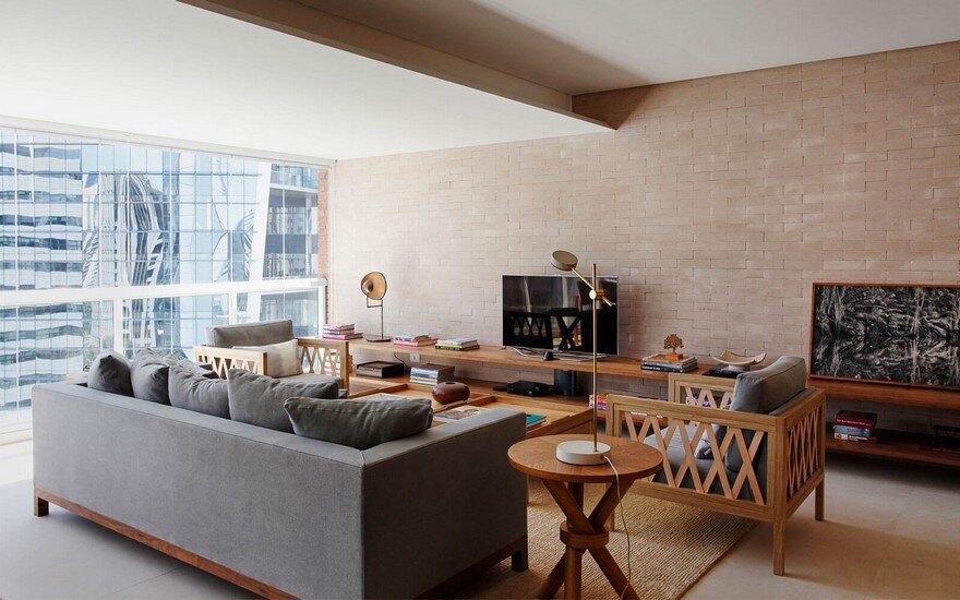 FJC Apartment by Pascali Semerdjian Arquitetos 1